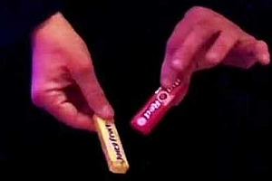 魔术教学 合并口香糖 Fruit-Filled by Craig Stegall