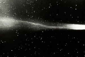 为什么哈雷彗星能准时回归?