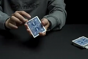 2022 桌面纸牌幻象 Wormhole by Avi Yap